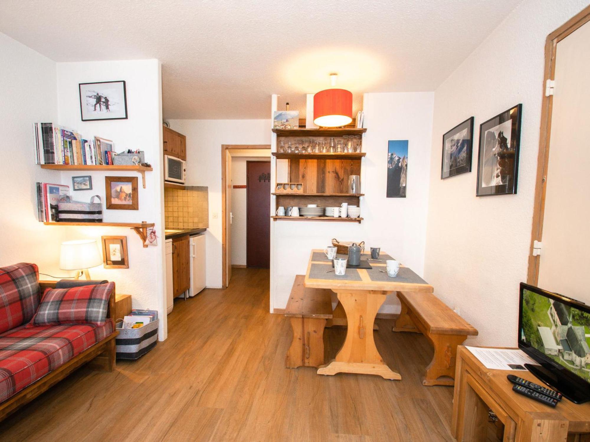 Apartment 4 Pers. A Sud, Balcon Et Parking - Fr-1-343-251 Chamonix