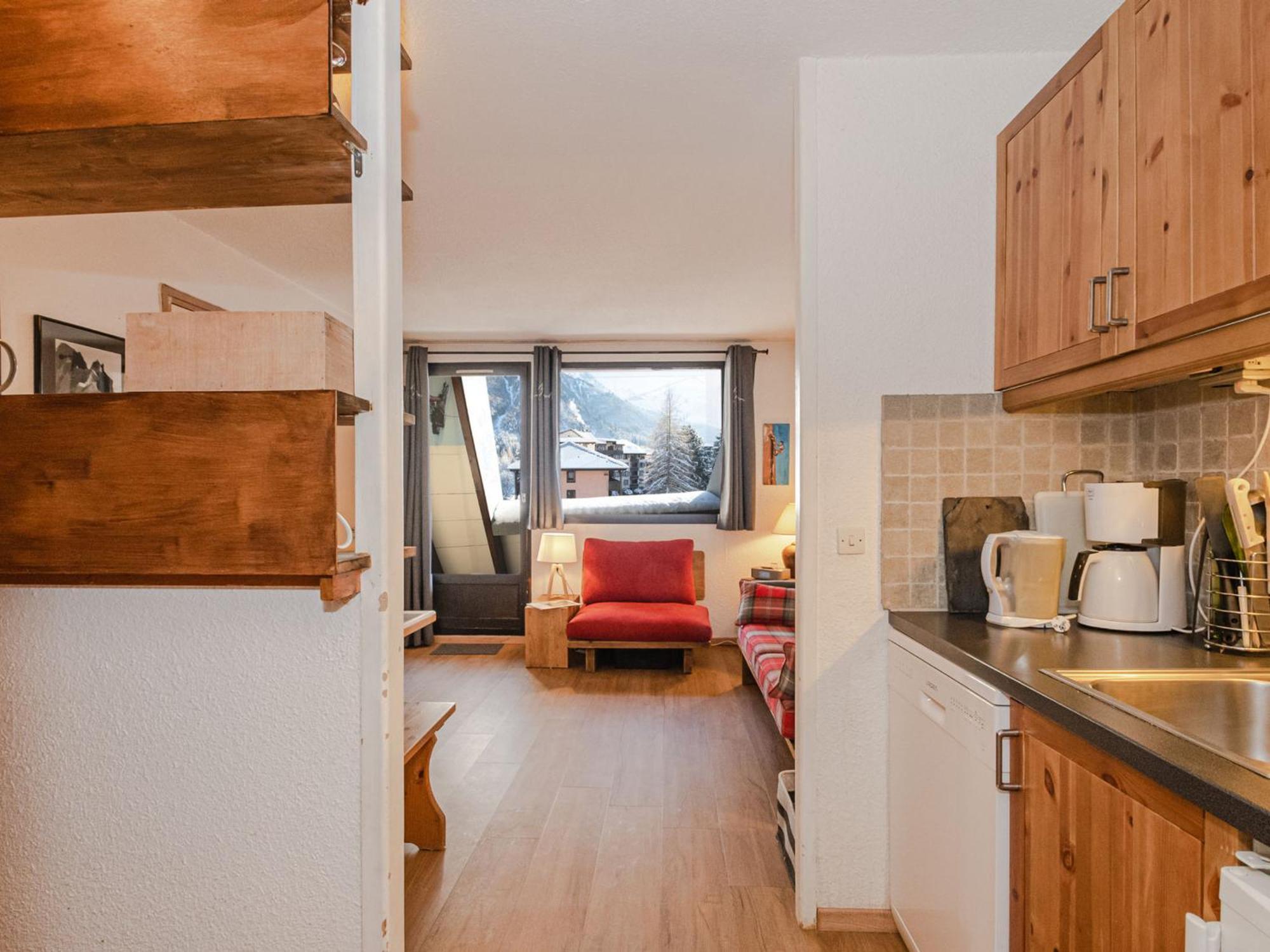 4 Pers. A Sud, Balcon Et Parking - Fr-1-343-251 * Chamonix